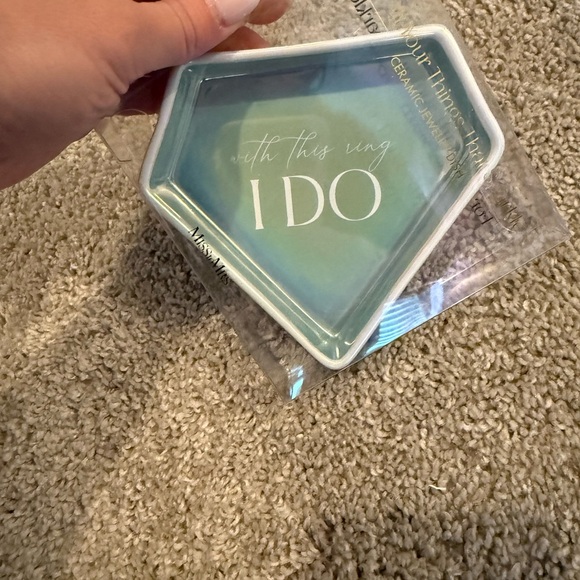 Blue and White Geometric Jewelry Organizer Tray - Picture 3 of 3